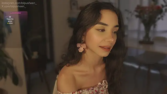 JulietteDee online show from July 14, 2026, 10:59 pm
