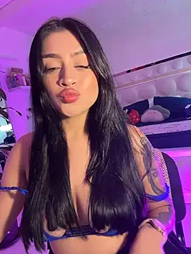 lucianaroy online show from February 22, 2026, 4:13 am