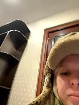 LikaCat online show from October 15, 2025, 3:06 am