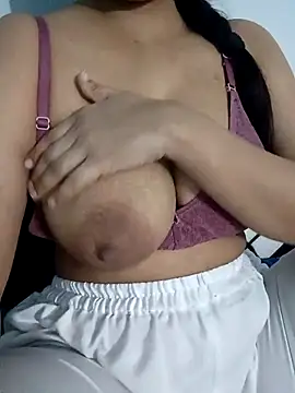 jenny4you online show from March 15, 2025, 2:01 pm