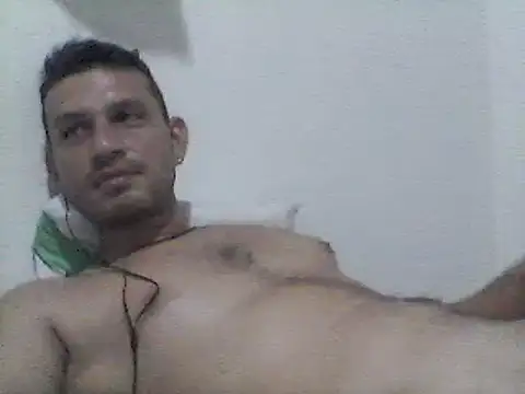 Carlos0334 online show from July 15, 2026, 10:26 pm