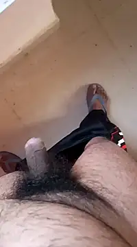 Snapshot of Alonesexyboy1 chatting on December 8, 2024, 11:14 am Alonesexyboy1 online show from December 8, 2024, 11:14 am