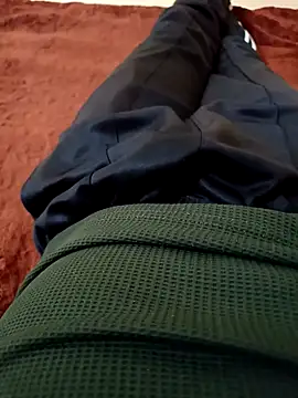 Snapshot of Alonesexyboy1 chatting on March 5, 2026, 8:32 am Alonesexyboy1 online show from March 5, 2026, 8:32 am