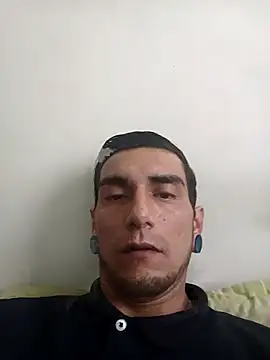 Snapshot of Bogotano1312 chatting on October 26, 2025, 1:39 pm Bogotano1312 online show from October 26, 2025, 1:39 pm