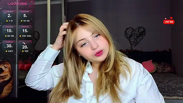 Snapshot of shy_blondiee chatting on February 12, 2025, 12:16 am shy blondiee online show from February 12, 2025, 12:16 am