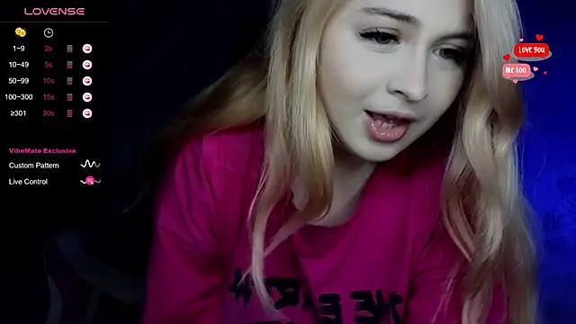 Snapshot of shy_blondiee chatting on October 4, 2025, 6:17 pm shy blondiee online show from October 4, 2025, 6:17 pm