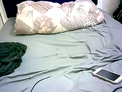 honeypotsweet online show from April 9, 2026, 8:42 am