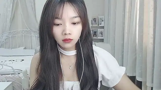 Jenny-Z online show from December 23, 2025, 2:20 am