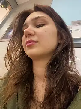 Snapshot of QuitieLia chatting on January 9, 2025, 8:24 am QuitieLia online show from January 9, 2025, 8:24 am