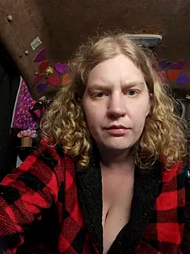 Snapshot of shadow199393 chatting on February 3, 2026, 7:46 am shadow199393 online show from February 3, 2026, 7:46 am