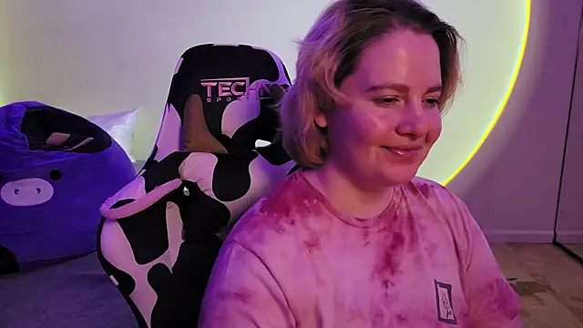 InternetFairy XO online show from January 17, 2025, 7:30 am