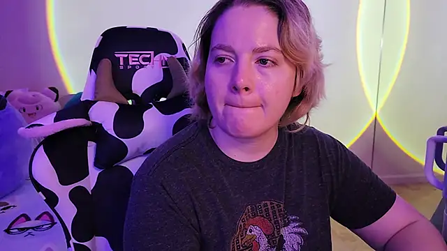 InternetFairy XO online show from February 28, 2025, 4:54 am