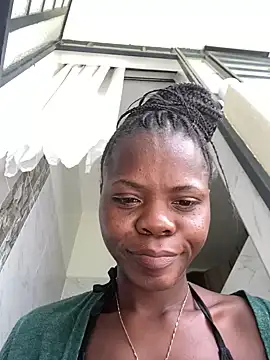 Snapshot of petiteebony_81 chatting on January 14, 2025, 12:24 pm petiteebony 81 online show from January 14, 2025, 12:24 pm