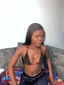 Snapshot of petiteebony_81 chatting on January 30, 2025, 11:33 am petiteebony 81 online show from January 30, 2025, 11:33 am
