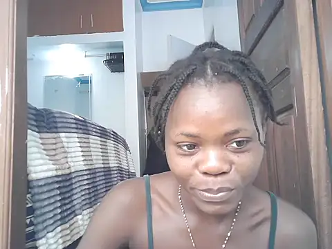Snapshot of petiteebony_81 chatting on February 7, 2025, 9:37 am petiteebony 81 online show from February 7, 2025, 9:37 am