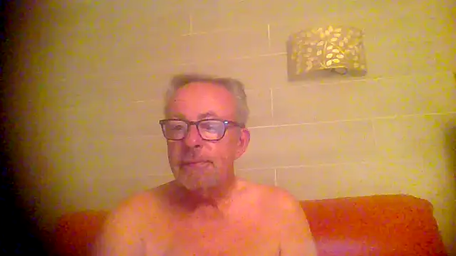 tuggy59 online show from October 22, 2025, 5:30 am