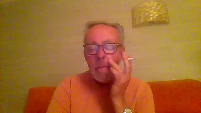 tuggy59 online show from April 8, 2026, 4:01 am