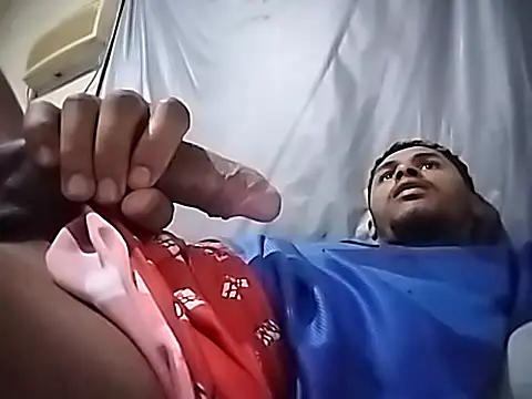 cirilopaupqueno online show from July 22, 2026, 2:47 am
