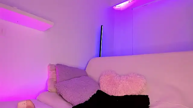 Snapshot of Gloomydoll chatting on January 10, 2025, 3:16 pm Gloomydoll online show from January 10, 2025, 3:16 pm