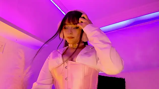 Snapshot of Gloomydoll chatting on September 22, 2025, 7:49 pm Gloomydoll online show from September 22, 2025, 7:49 pm