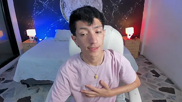 DereckCooperr online show from October 20, 2025, 10:32 pm