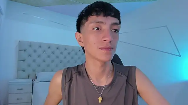 DereckCooperr online show from October 30, 2025, 10:43 pm