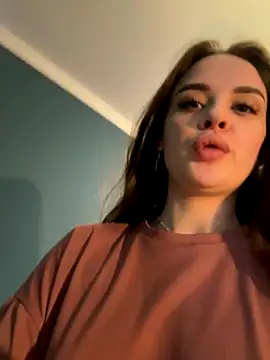 Snapshot of KristenSayles chatting on September 21, 2025, 2:51 pm KristenSayles online show from September 21, 2025, 2:51 pm