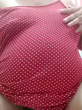 Snapshot of _Bella_Candy_ chatting on January 15, 2026, 8:12 pm Bella Candy online show from January 15, 2026, 8:12 pm