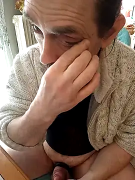 teekoine1 online show from January 11, 2025, 10:29 am