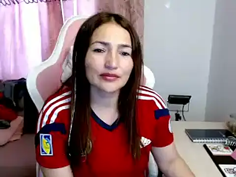 Snapshot of EVA_GRAYS chatting on February 10, 2025, 10:40 pm EVA GRAYS online show from February 10, 2025, 10:40 pm