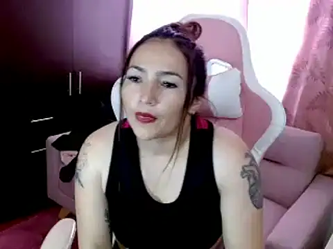 Snapshot of EVA_GRAYS chatting on March 6, 2025, 6:26 pm EVA GRAYS online show from March 6, 2025, 6:26 pm