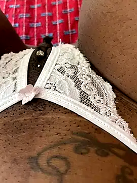 Snapshot of MariaLorenaah chatting on November 20, 2025, 4:40 pm MariaLorenaah online show from November 20, 2025, 4:40 pm