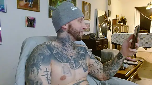 Snapshot of bobbybacala91 chatting on April 11, 2026, 5:23 am bobbybacala91 online show from April 11, 2026, 5:23 am