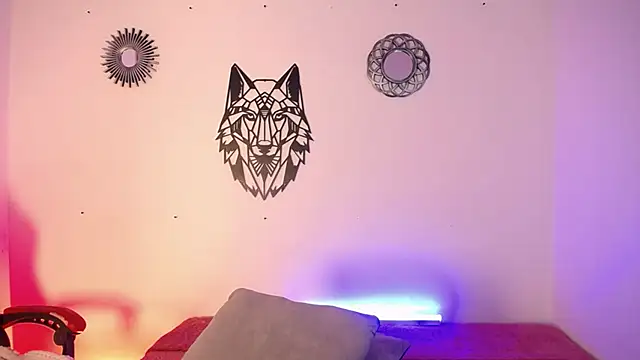 Katy Van online show from November 11, 2025, 8:53 pm