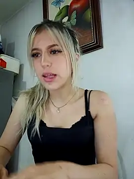 Snapshot of eva-2023 chatting on February 14, 2025, 1:34 am eva-2023 online show from February 14, 2025, 1:34 am