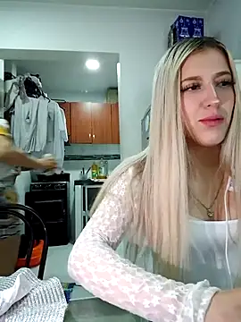 Snapshot of eva-2023 chatting on March 21, 2025, 2:07 am eva-2023 online show from March 21, 2025, 2:07 am