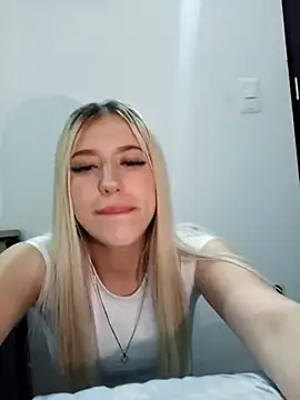 Snapshot of eva-2023 chatting on March 22, 2025, 11:31 pm eva-2023 online show from March 22, 2025, 11:31 pm