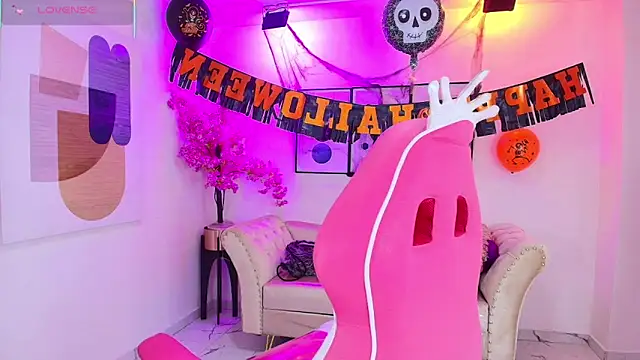 Isa reel online show from October 31, 2025, 6:20 pm