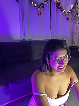 Snapshot of tina_olsen07 chatting on December 30, 2024, 12:43 am tina olsen07 online show from December 30, 2024, 12:43 am