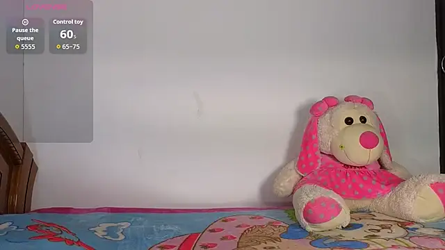 NatyQueen  online show from September 24, 2025, 1:58 pm