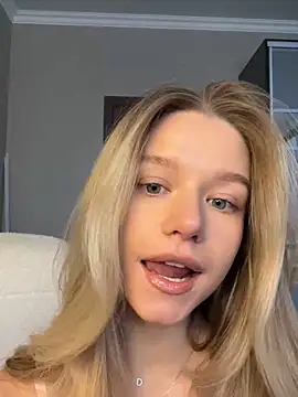 JessIsLove online show from February 17, 2025, 5:36 am