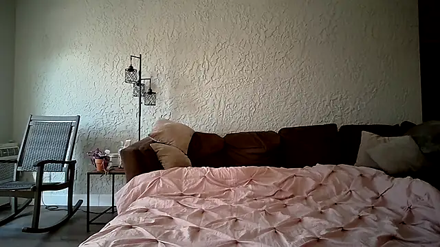 Snapshot of Cemg chatting on February 14, 2025, 3:15 pm Cemg online show from February 14, 2025, 3:15 pm