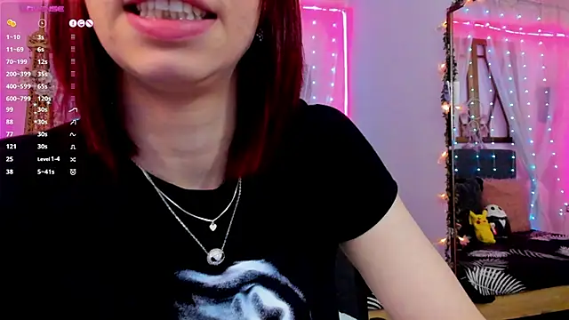 Snapshot of laura_olssen chatting on September 16, 2025, 12:39 pm laura olssen online show from September 16, 2025, 12:39 pm