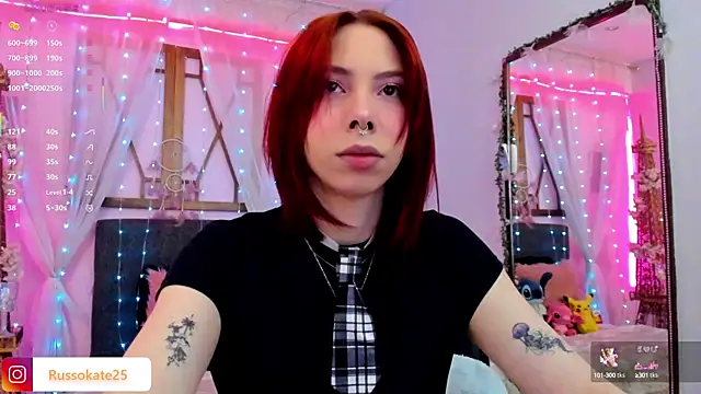 laura olssen online show from October 16, 2025, 12:39 pm