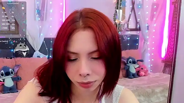 Snapshot of laura_olssen chatting on January 7, 2026, 12:29 pm laura olssen online show from January 7, 2026, 12:29 pm