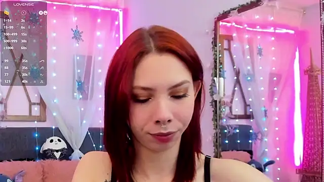 Snapshot of laura_olssen chatting on January 12, 2026, 12:21 pm laura olssen online show from January 12, 2026, 12:21 pm