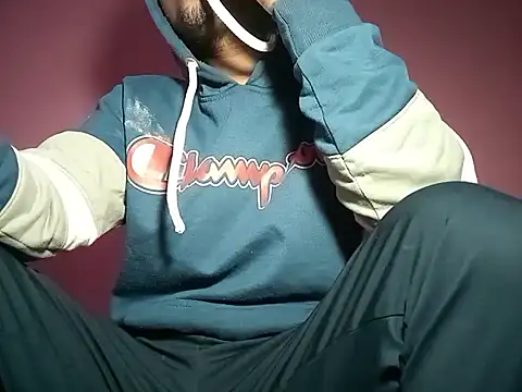 Snapshot of damsexy4 chatting on January 1, 2025, 5:11 am damsexy4 online show from January 1, 2025, 5:11 am