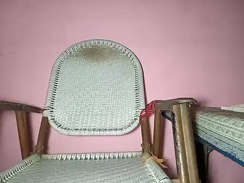 Snapshot of damsexy4 chatting on September 20, 2025, 12:44 am damsexy4 online show from September 20, 2025, 12:44 am