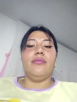 KATYGONZALEZ online show from November 12, 2025, 12:33 am