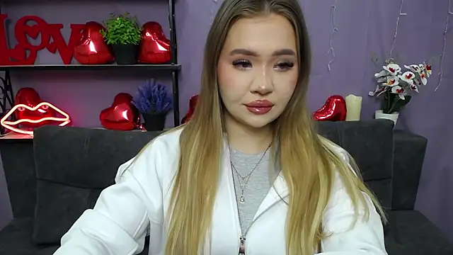 Snapshot of StacyYellig chatting on March 4, 2025, 8:49 pm StacyYellig online show from March 4, 2025, 8:49 pm